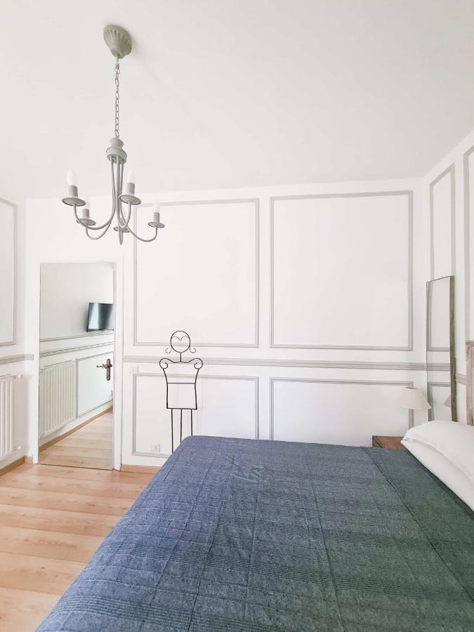 Apartment Via Vittoria Quattro *
